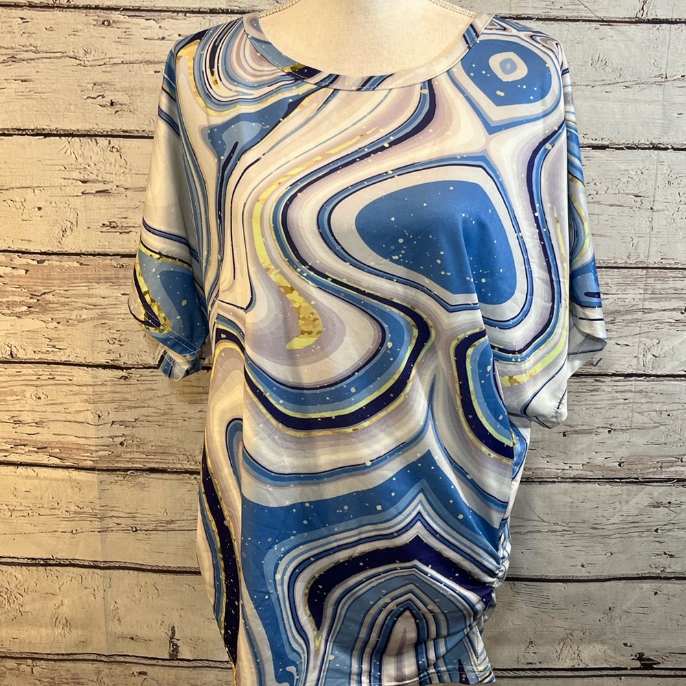 LOVE U DEAR Blouse Ruched Hem Blue, White, Yellow Swirly Pattern-Large